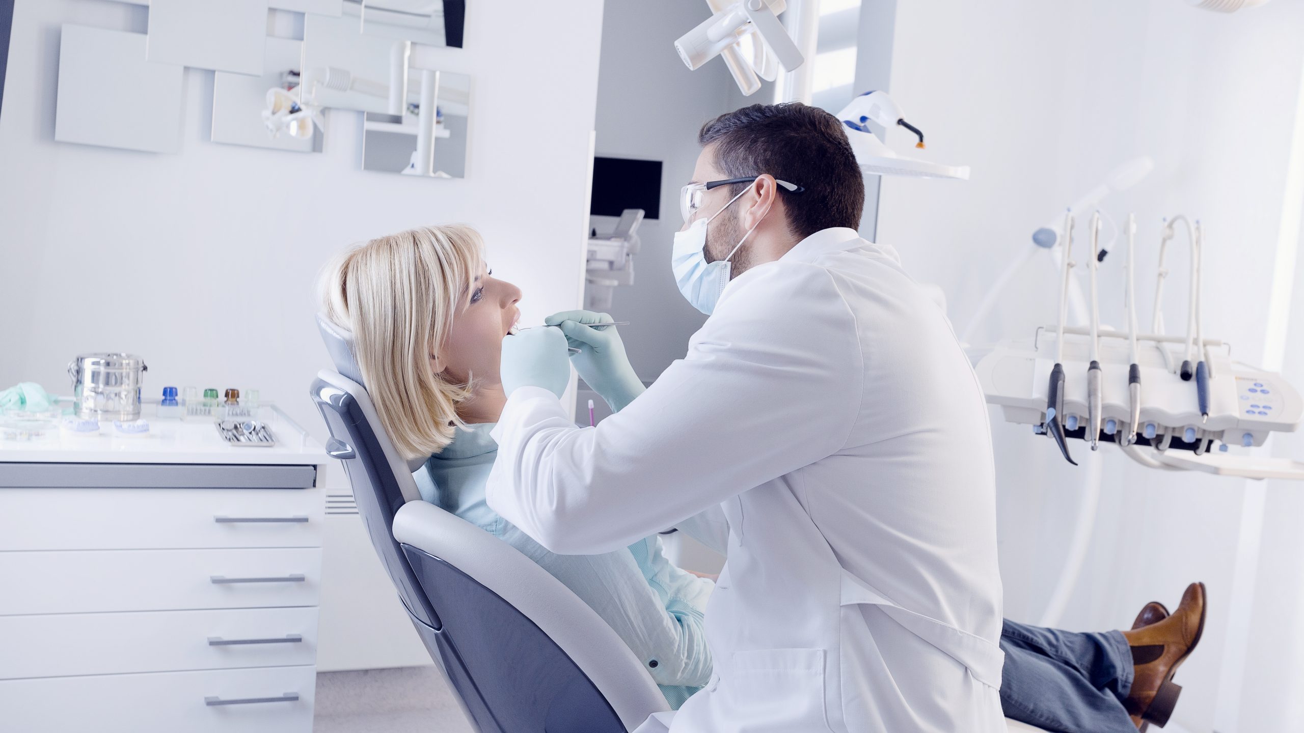Dentist in Comerio, PR